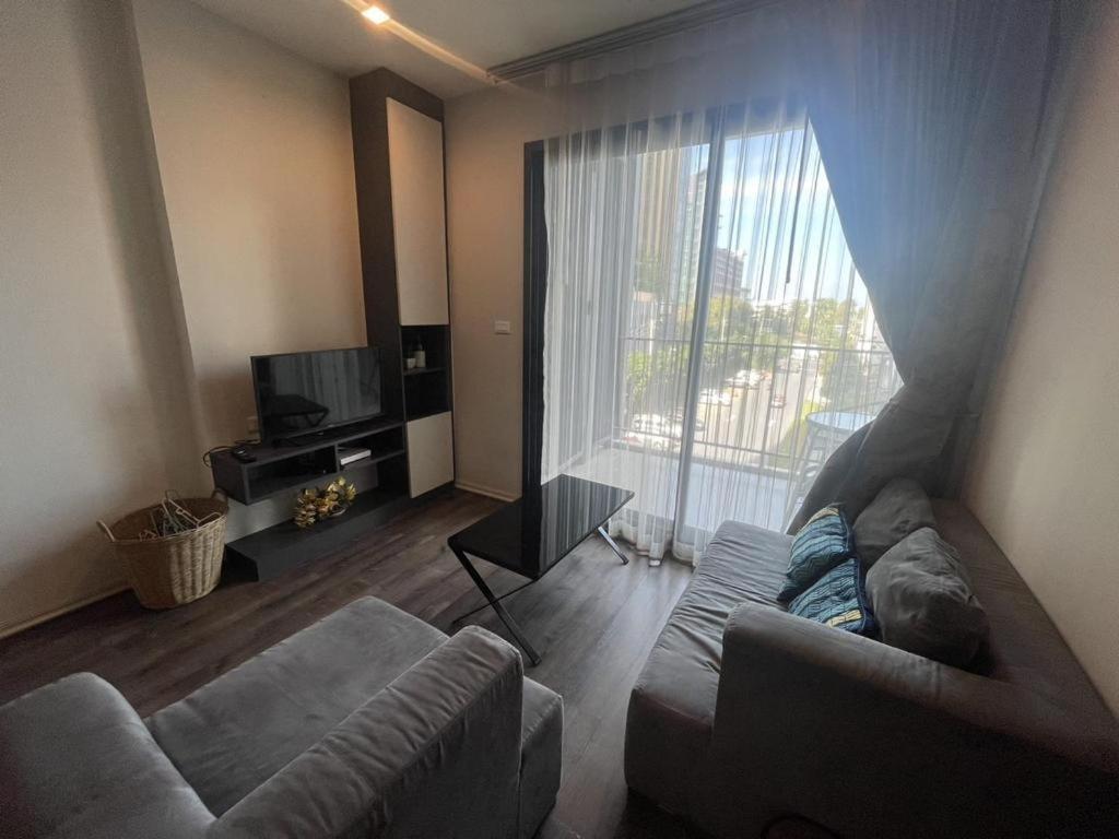 อพาร์ทเม้น 2 Bed Room, Large Living @ *