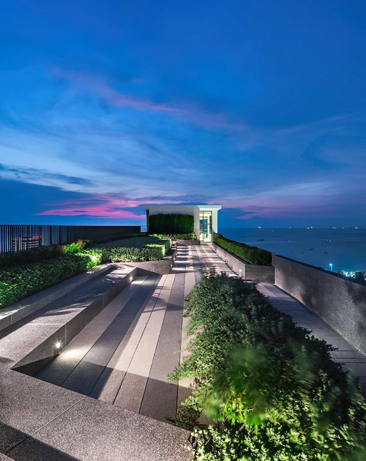2 Bed Room, Large Living @ อพาร์ทเม้น Pattaya