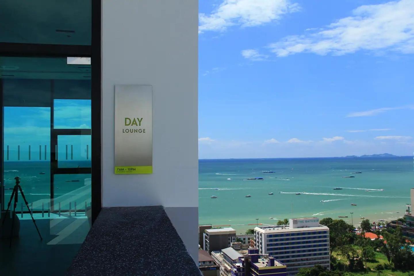 2 Bed Room, Large Living @ อพาร์ทเม้น *